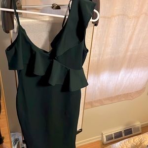 Never worn dark Green Ruffled dress!